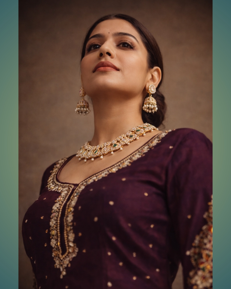 Necklace with earrings